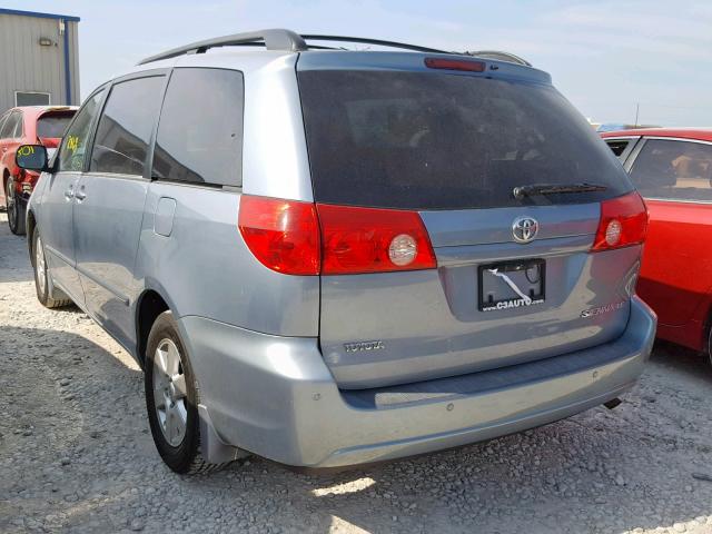 5TDKK4CC6AS329901 - 2010 TOYOTA SIENNA CE SILVER photo 3