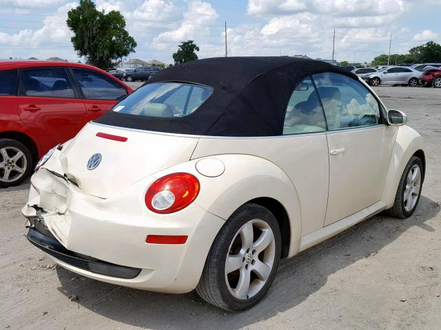 3VWSF31Y76M333845 - 2006 VOLKSWAGEN NEW BEETLE კრემისფერი ფოტო 4