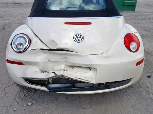 3VWSF31Y76M333845 - 2006 VOLKSWAGEN NEW BEETLE კრემისფერი ფოტო 9
