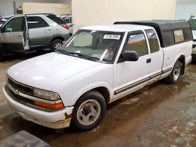 1GCCS195418142642 - 2001 CHEVROLET .S10 WHITE photo 2