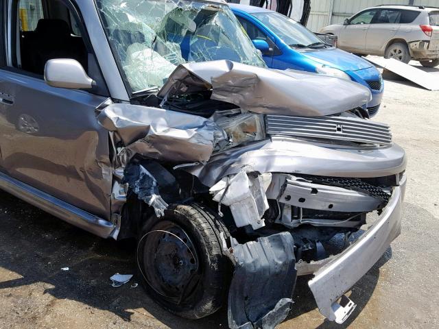 JTLKT324654025457 - 2005 TOYOTA SCION XB 灰色 照片 9