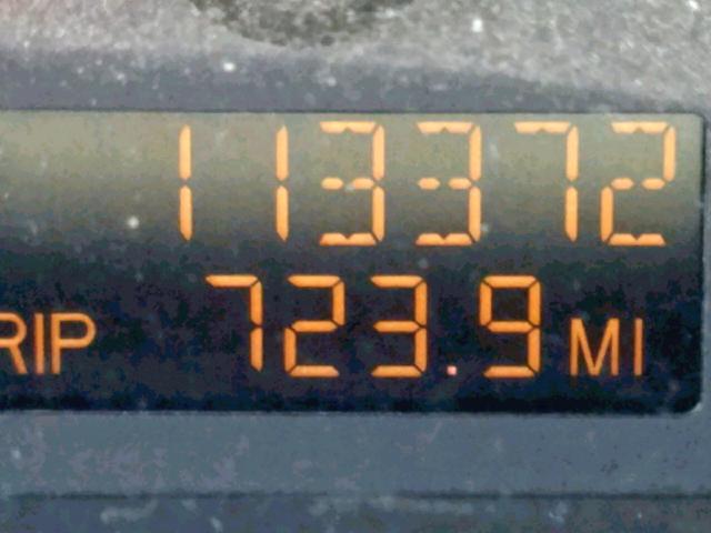 1G8AJ52F45Z114791 - 2005 SATURN ION LEVEL SILVER photo 8