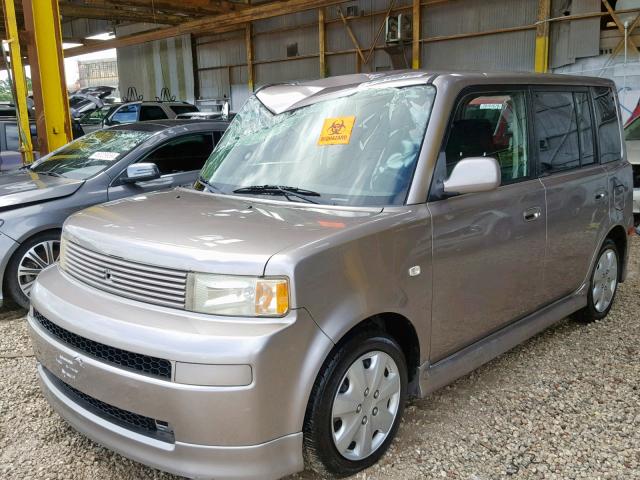 JTLKT324050178553 - 2005 TOYOTA SCION XB 银色 照片 2