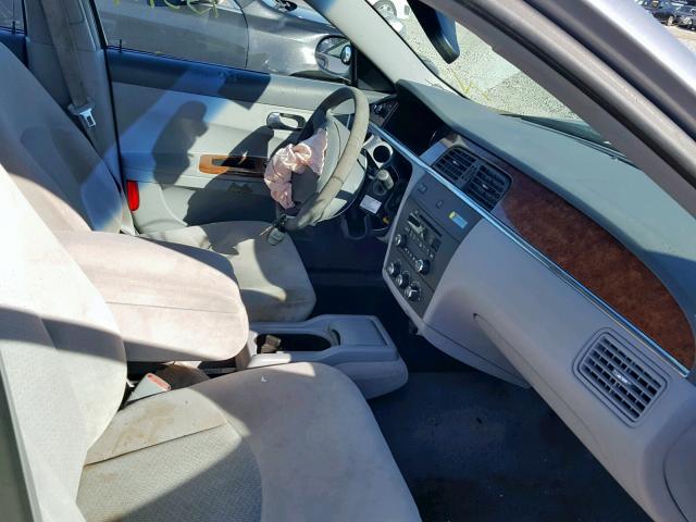 2G4WC532951296719 - 2005 BUICK LACROSSE C SILVER photo 5