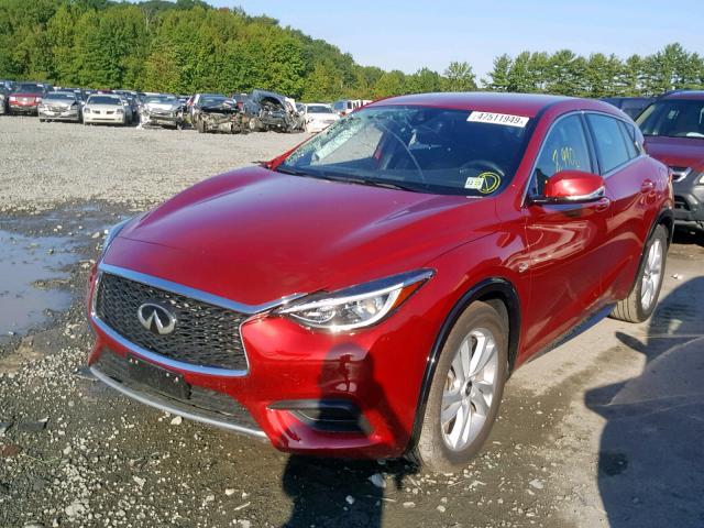 SJKCH5CP5JA005795 - 2018 INFINITI QX30 BASE RED photo 2