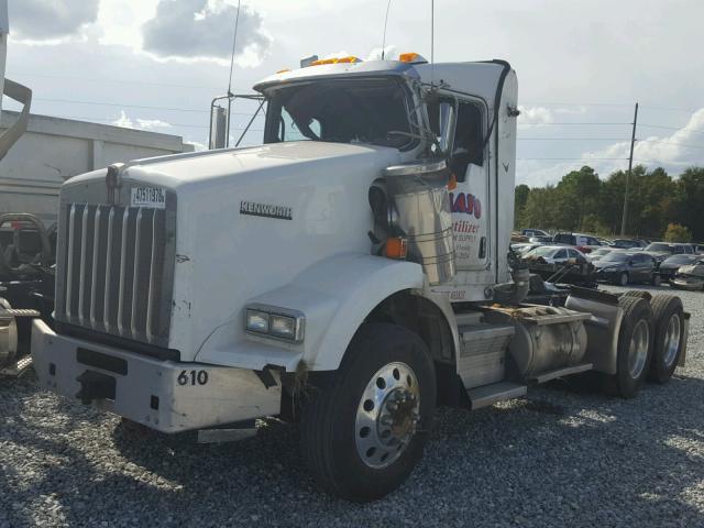 1NKDGGGG40R159610 - 2016 KENWORTH T800 WHITE photo 2