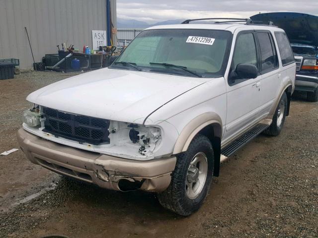 1FMDU74E8YUB52063 - 2000 FORD EXPLORER E WHITE photo 2