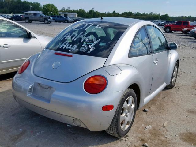 3VWCB21C72M432402 - 2002 VOLKSWAGEN NEW BEETLE ვერცხლისფერი ფოტო 4