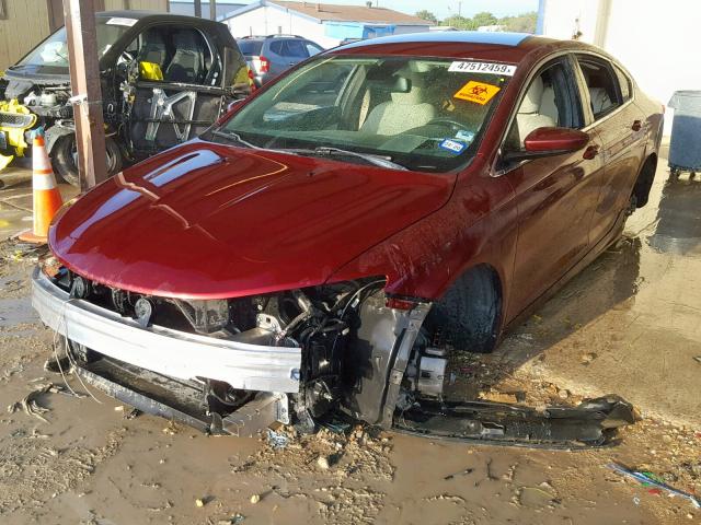 1C3CCCAB8FN638115 - 2015 CHRYSLER 200 LIMITE RED photo 2