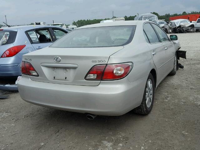 JTHBF30G220056514 - 2002 LEXUS ES 300 SILVER photo 4