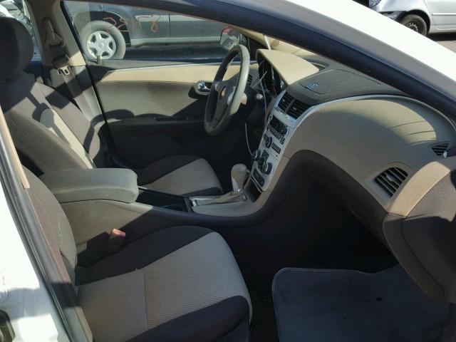 1G1ZB5E11BF249741 - 2011 CHEVROLET MALIBU LS 白色 照片 5