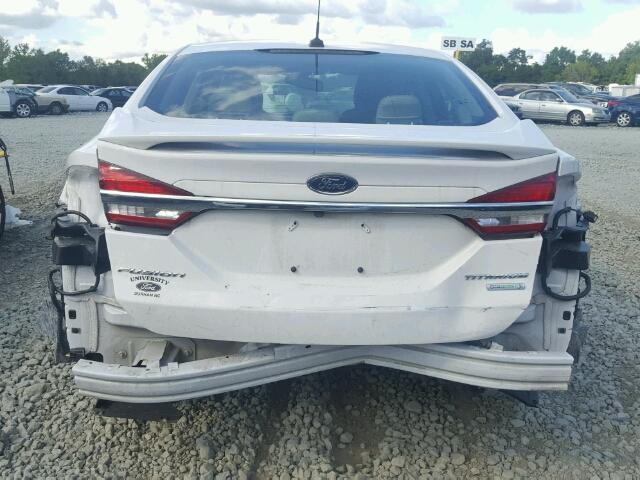 3FA6P0K90HR114843 - 2017 FORD FUSION TIT WHITE photo 9