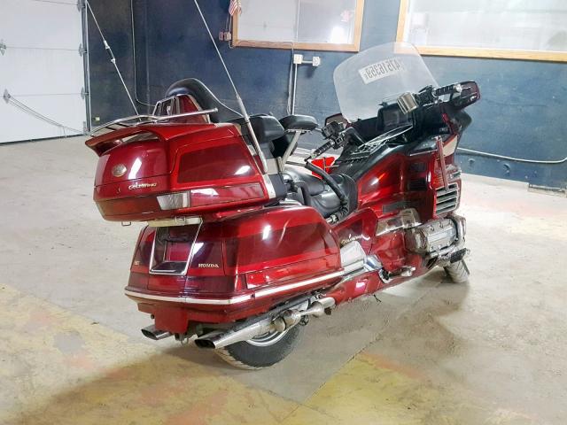 1HFSC223XYA203010 - 2000 HONDA GL1500 SE1 RED photo 4