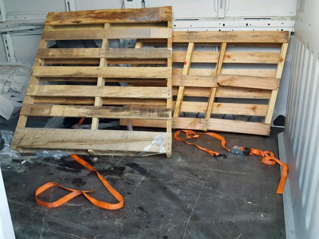 3C6TRVDG3JE115408 - 2018 RAM PROMASTER 白色 照片 6