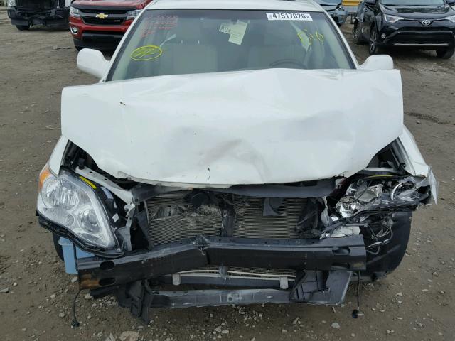 4T1BK36B58U313025 - 2008 TOYOTA AVALON XL WHITE photo 7