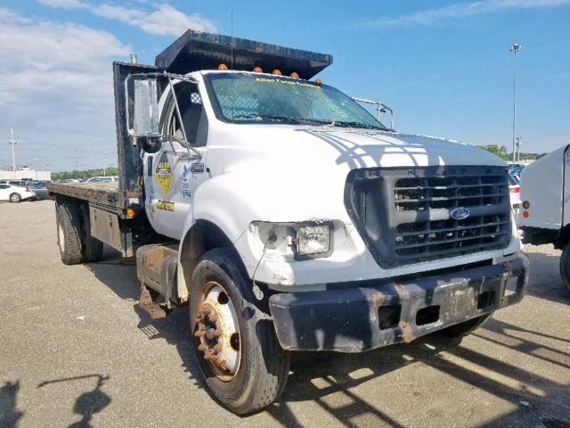 3FDNF6529YMA10337 - 2000 FORD F650 SUPER WHITE photo 1