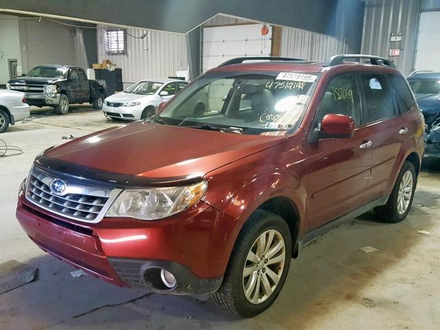 JF2SHAEC7BH727796 - 2011 SUBARU FORESTER L RED photo 2