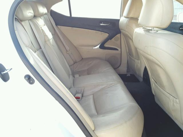 JTHBK262482068405 - 2008 LEXUS IS 250 WHITE photo 6