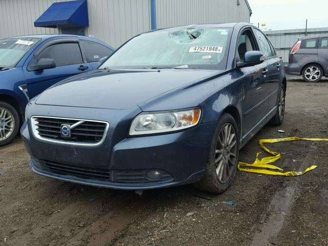 YV1382MS4A2499995 - 2010 VOLVO S40 2.4I BLUE photo 2