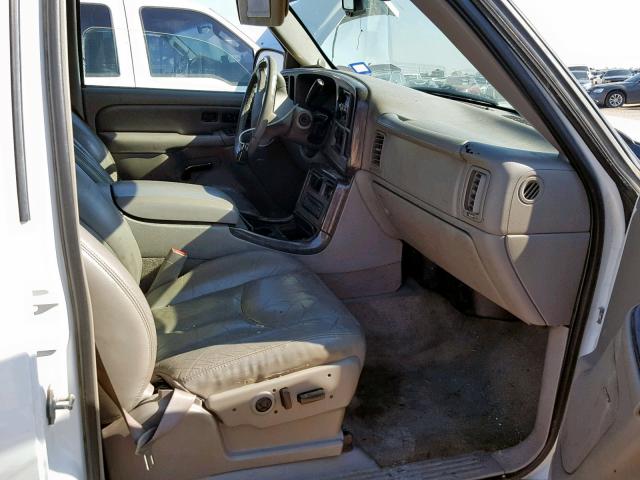 1GKFK66U94J311903 - 2004 GMC YUKON XL D WHITE photo 5