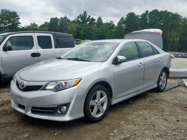 4T1BF1FK3CU065035 - 2012 TOYOTA CAMRY BASE SILVER photo 2