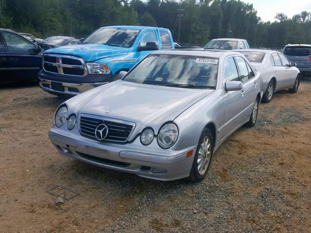 WDBJF65J21B361001 - 2001 MERCEDES-BENZ E 320 SILVER photo 2