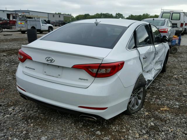 5NPE34AFXGH286329 - 2016 HYUNDAI SONATA SPO WHITE photo 4