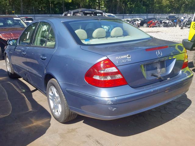 WDBUF65J73A234718 - 2003 MERCEDES-BENZ E 320 BLUE photo 3