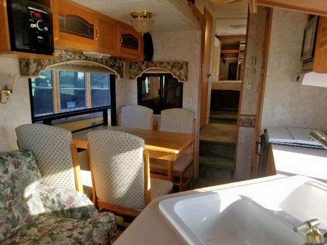 4YDF2952514056333 - 2001 KEYSTONE MONTANA WHITE photo 6