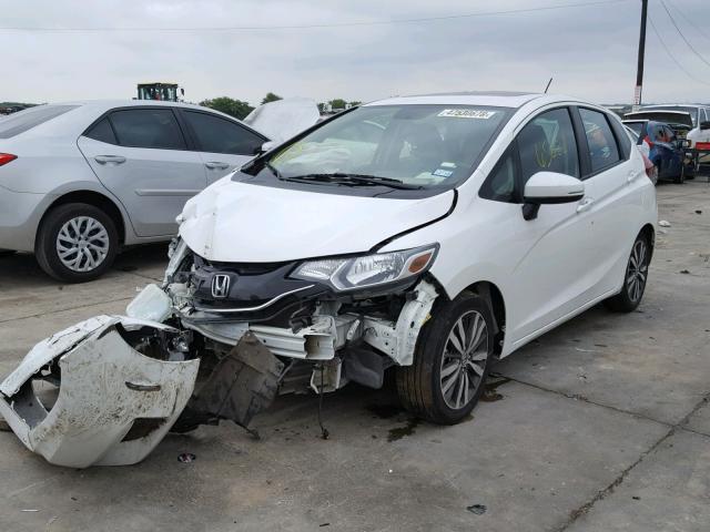 3HGGK5H83FM772743 - 2015 HONDA FIT EX WHITE photo 2