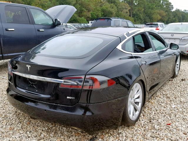 5YJSA1E25HF187576 - 2017 TESLA MODEL S BLACK photo 4