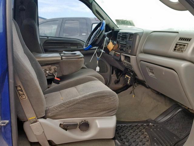 1FDAF56F83EB02287 - 2003 FORD F550 SUPER BLUE photo 5