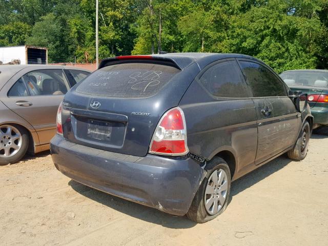 KMHCM36C28U103151 - 2008 HYUNDAI ACCENT GS GRAY photo 4