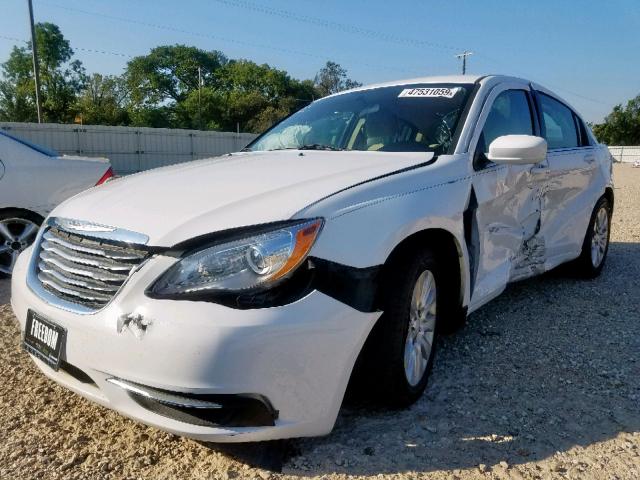 1C3CCBAB3DN647358 - 2013 CHRYSLER 200 LX WHITE photo 2