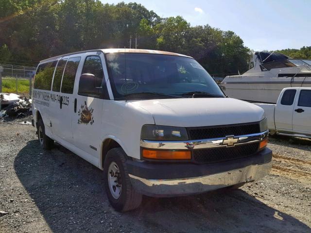 1GAHG39U851202049 - 2005 CHEVROLET EXPRESS G3 WHITE photo 1