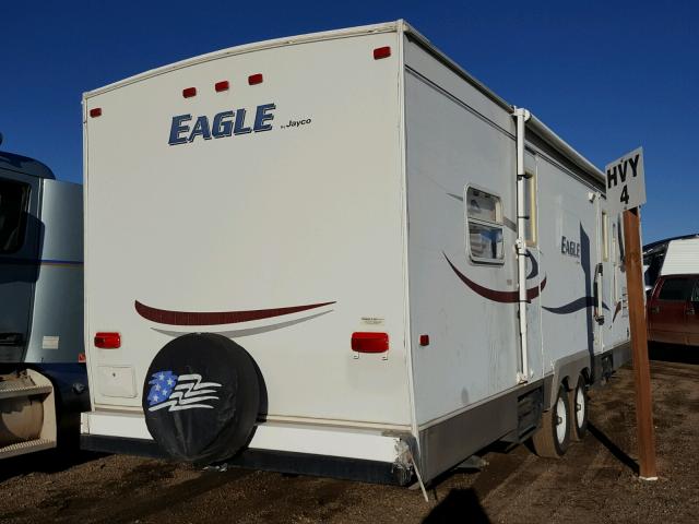 1UJBJ02R851CE0236 - 2005 JAYC EAGLE WHITE photo 3