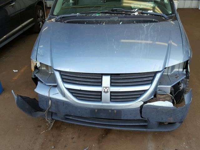 1D4GP25E45B333861 - 2005 DODGE CARAVAN SE BLUE photo 7