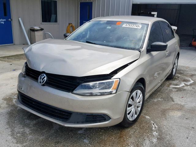 3VW2K7AJ8EM264376 - 2014 VOLKSWAGEN JETTA BASE GRAY photo 2