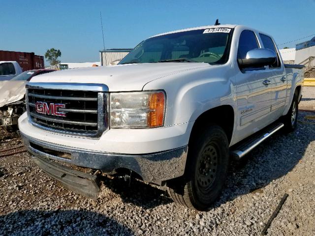 3GTRCVE07AG279612 - 2010 GMC SIERRA C15 WHITE photo 2