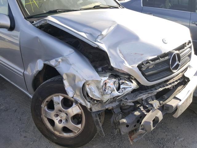 4JGAB54E23A392538 - 2003 MERCEDES-BENZ ML 320 SILVER photo 9