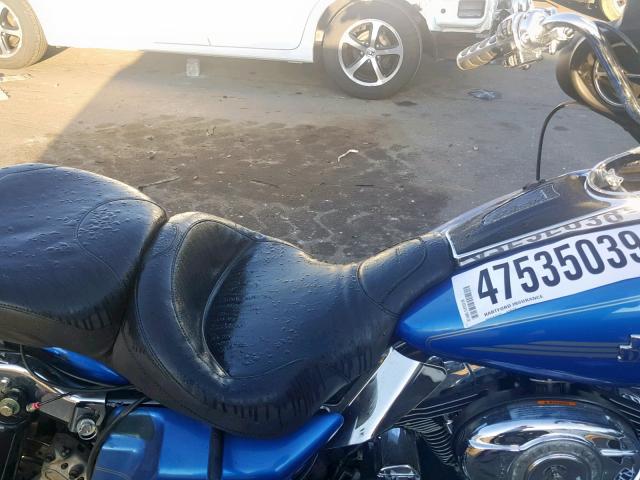 1HD1FC4147Y700315 - 2007 HARLEY-DAVIDSON FLHTCUI BLUE photo 5