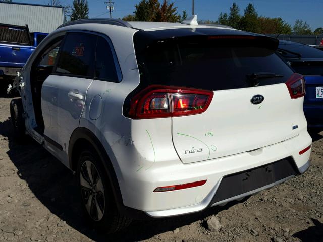 KNDCB3LC4H5096292 - 2017 KIA NIRO FE WHITE photo 3