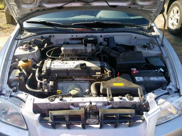 KMHCG45C32U400354 - 2002 HYUNDAI ACCENT GL SILVER photo 7