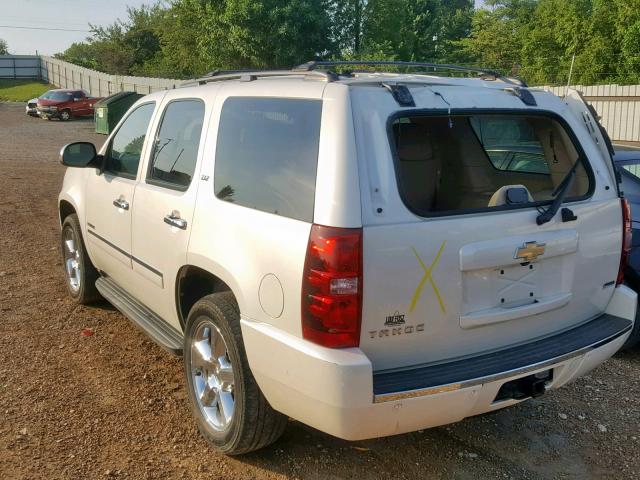 1GNSKCE09BR362394 - 2011 CHEVROLET TAHOE K150 WHITE photo 3