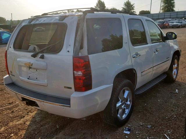 1GNSKCE09BR362394 - 2011 CHEVROLET TAHOE K150 WHITE photo 4