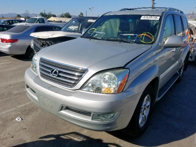 JTJBT20X240033884 - 2004 LEXUS GX 470 SILVER photo 2