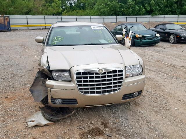 2C3KA53G16H249783 - 2006 CHRYSLER 300 TOURIN GOLD photo 9