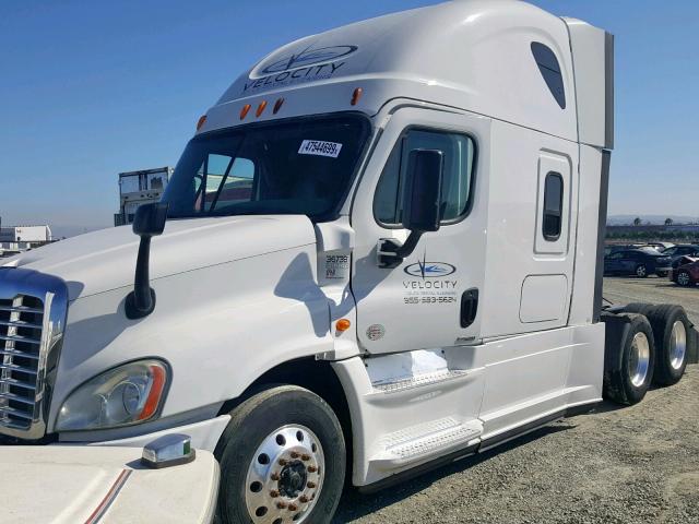 3AKJGLD55GSHB1754 - 2016 FREIGHTLINER CASCADIA 1 UNKNOWN - NOT OK FOR INV. photo 2