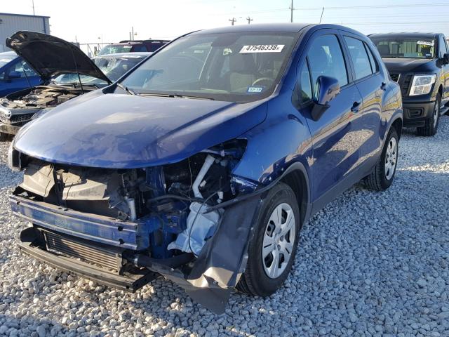 3GNCJKSB8HL165157 - 2017 CHEVROLET TRAX LS BLUE photo 2