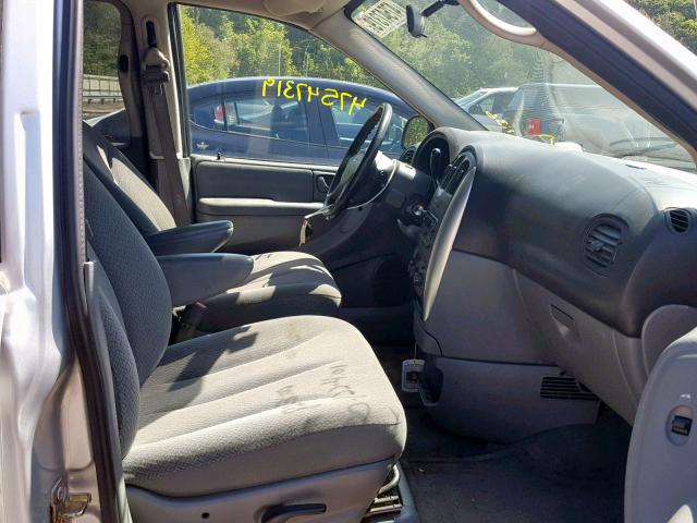 2A4GP54L07R222348 - 2007 CHRYSLER TOWN & COU 银色 照片 5